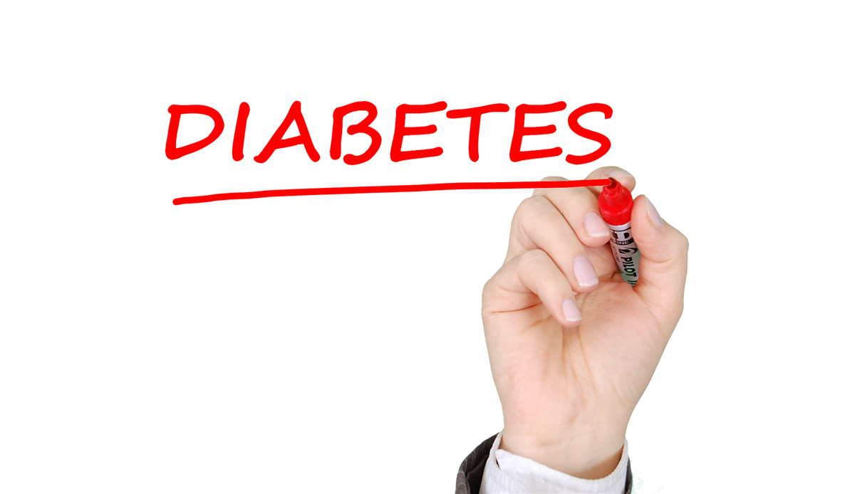 Ordet diabetes. Hånd med tusj. - Klikk for stort bilde